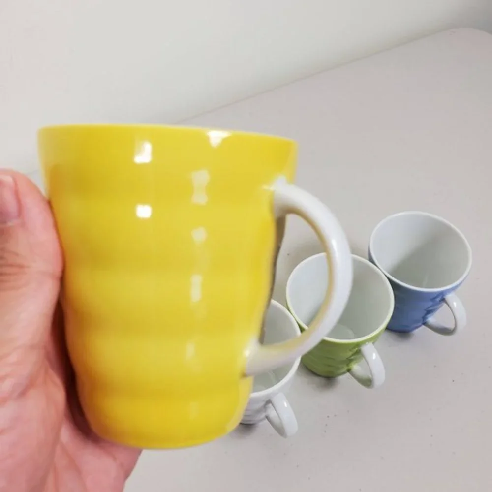 Williams Sonoma Mugs Pastel Colors Set of‎ 4